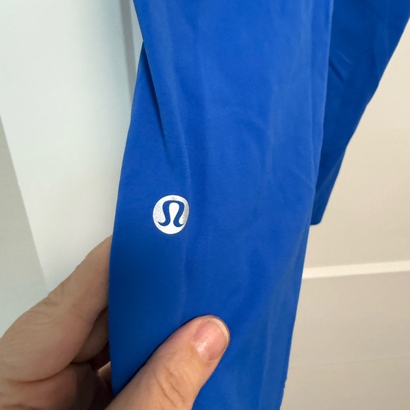 Lululemon Base Pace High-Rise Crop 23", Size 6 - Picture 5 of 7